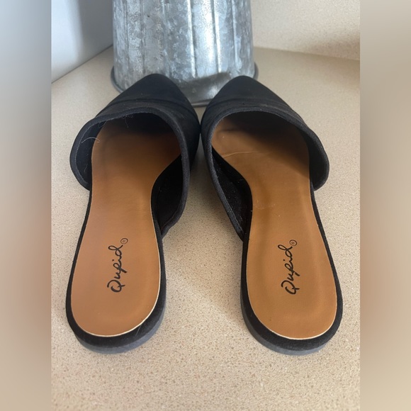 NWT! 🖤 Quipid Black Suede Flats, size 8 W 🖤 - Picture 6 of 8
